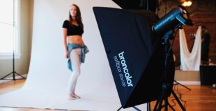 Editorial and Fashion Studio Lighting Tutorial Video: 2 Light Setup for Full – Length Portraits